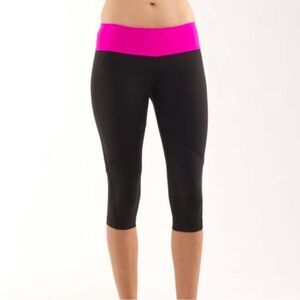 Lululemon Run For It Pink Crop Leggings 6🍋💖